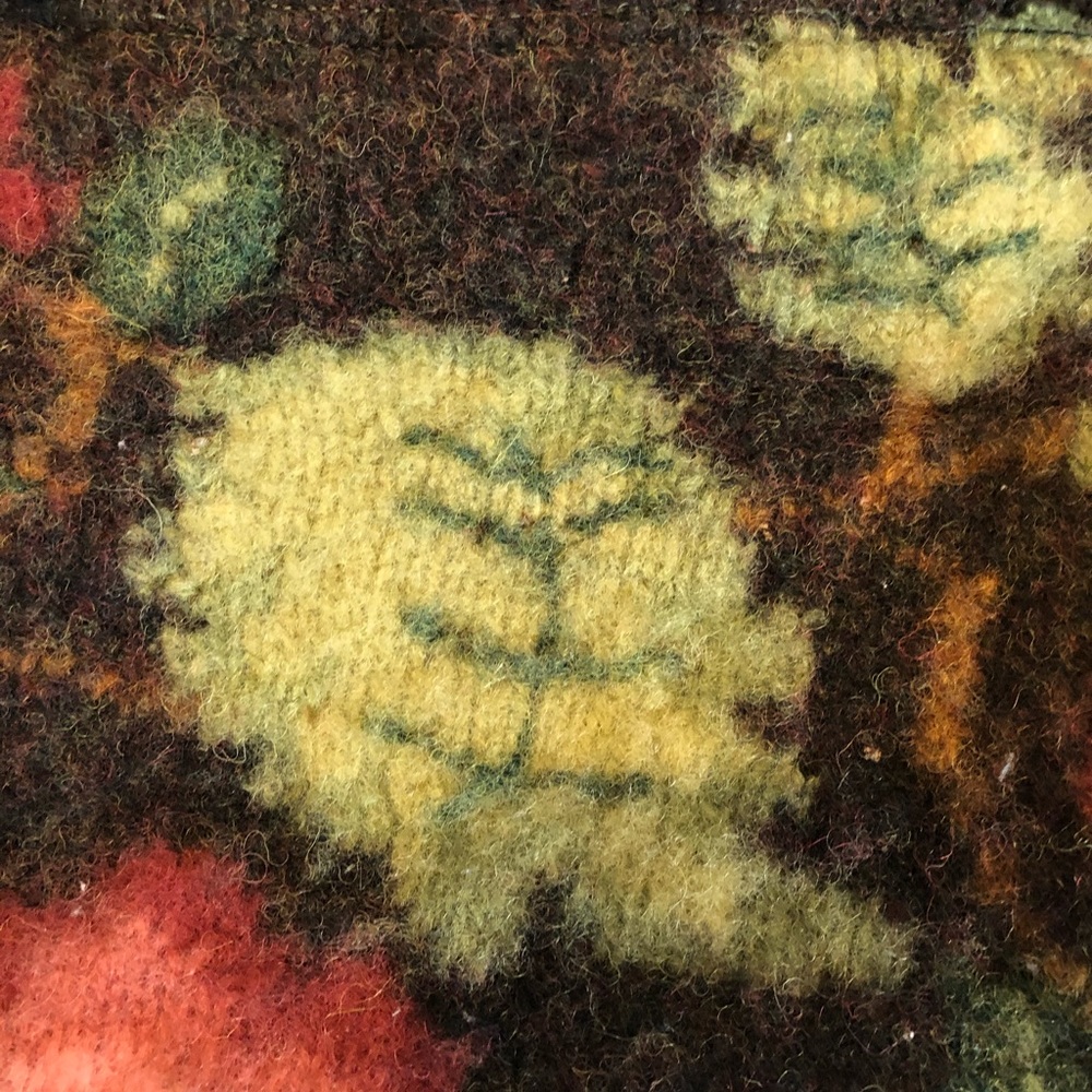 Boiled wool floral handbag - Picture 3 of 5